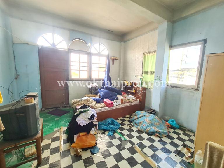 อาคารพาณิชย์ 4.5 ชั้น ติดถนนเอกชัย บางขุนเทียน 7