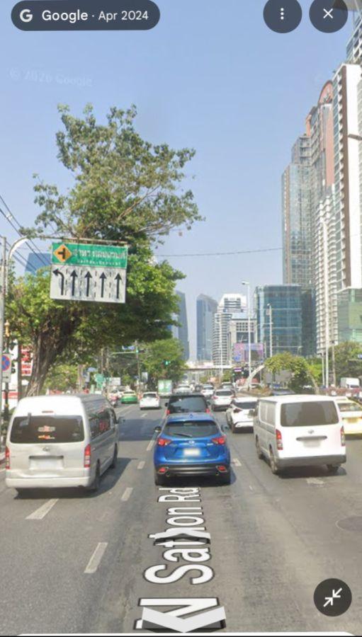 อาคารพาณิชย์ติดถนนสาทร เหมาะทำโชว์รูม, สำนักงาน, คลีนิก 3