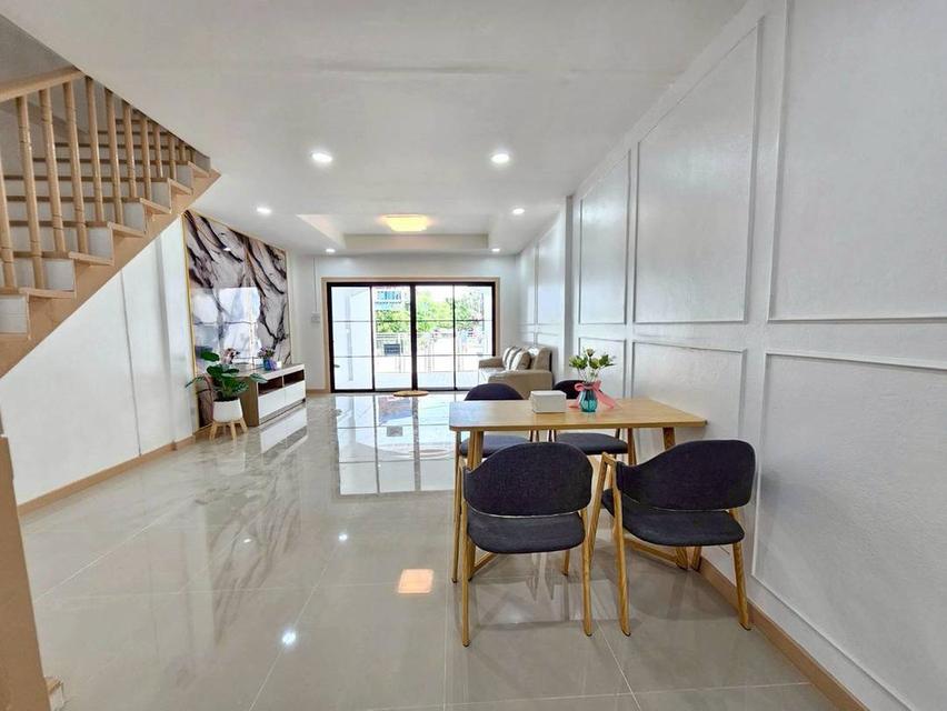 หมู่บ้านปิยวรารมย์ เฟส 1 10