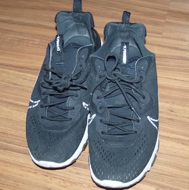 ์รองเท้า Nike Sneaker size US10 รูปย่อยที่ 2