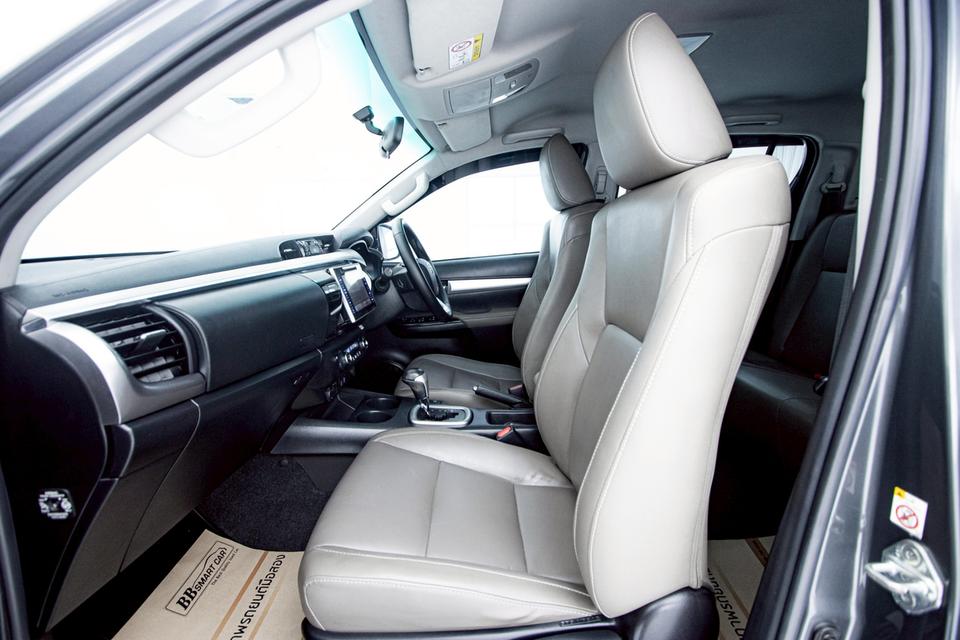 TOYOTA REVO 2.8 G NAVI PRERUNNER DOUBLECAB  2015  12