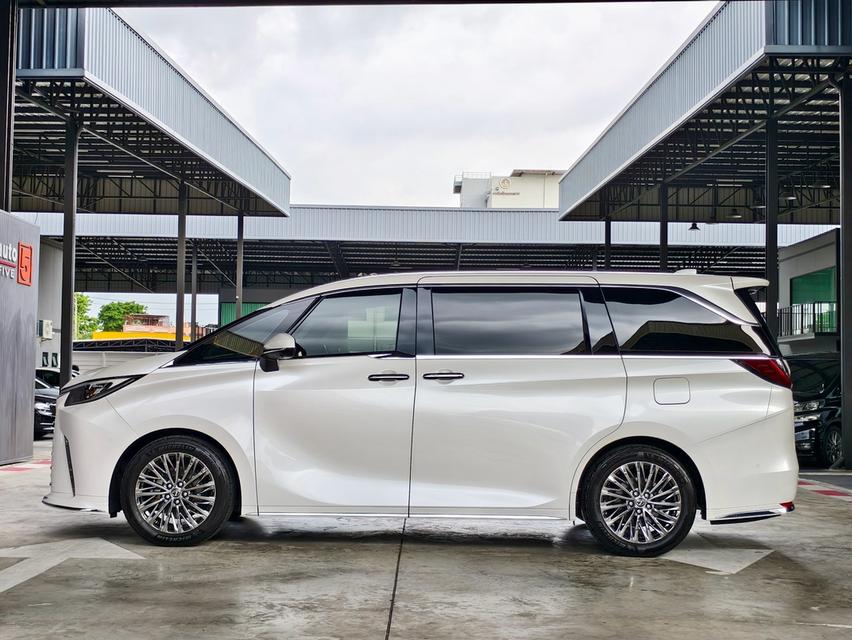 Lexus LM 350h Executive 7-Seater 2024💰 ราคาพิเศษเพียง 4,690,000 บาท เท่านั้น รูปย่อยที่ 4
