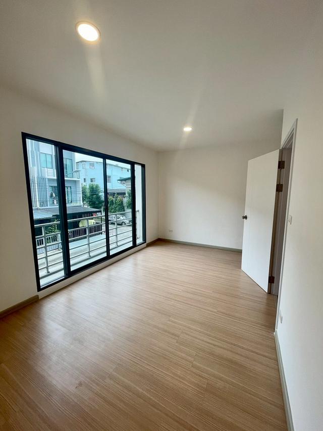 ทาวน์โฮม อาคารพาณิชย์ 19