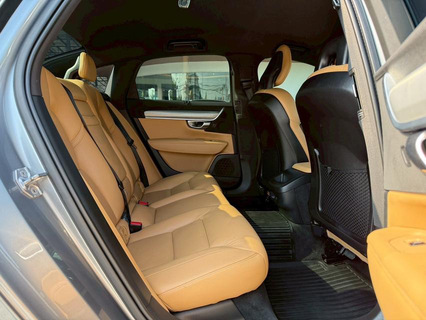 ปี 2017 VOLVO S90, 2.0 D4 MOMENTUM รูปที่ 10