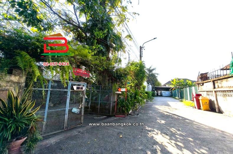 ที่ดินพร้อมบ้าน เนื้อที่ 151 ตร.ว. ซอยสุขุมวิท 64 (ซอยรร.พงษ์เวชอนุสรณ์ 2) แขวงบางจาก เขตพระโขนง 3