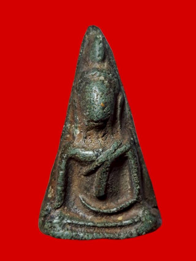 พระนางพญา เปิดให้บูชาจ้า