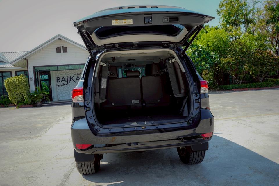 รหัสรถ CBL7513 TOYOTA FORTUNER 2.4 V 2WD AT 2017 รูปที่ 10