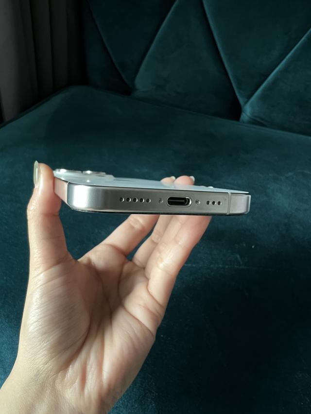 iPhone 15 Pro White Titaninm 128GB รูปย่อยที่ 4