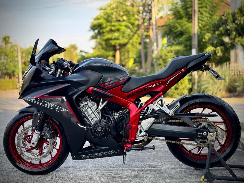 HONDA CBR650F