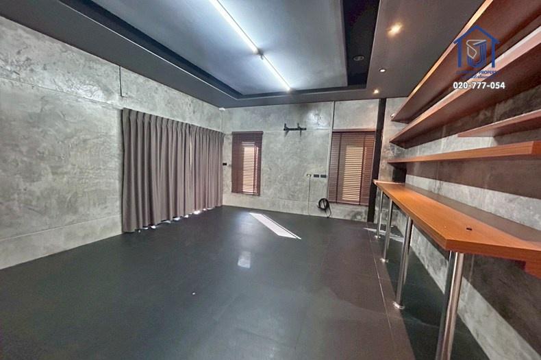 ขายและให้เช่าทาวน์โฮม 2 ชั้น พฤกษาวิลล์ 64 หลังมุม ถนนสายไหม ใกล้ทางด่วนรามอินทราอาจณรงค์ 5