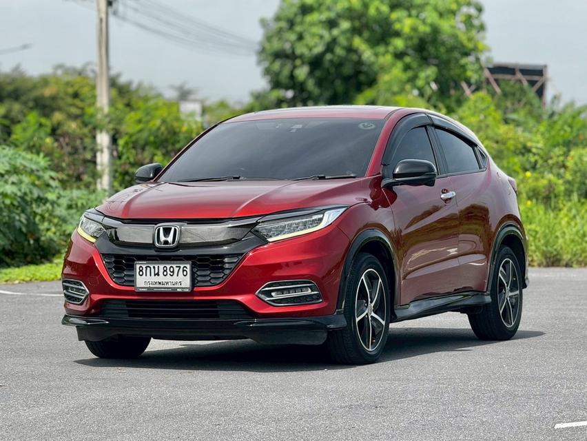 HONDA HRV 1.8 RS TOP SUNROOF (mnc)ปี 19 สีแดง  ออโต้