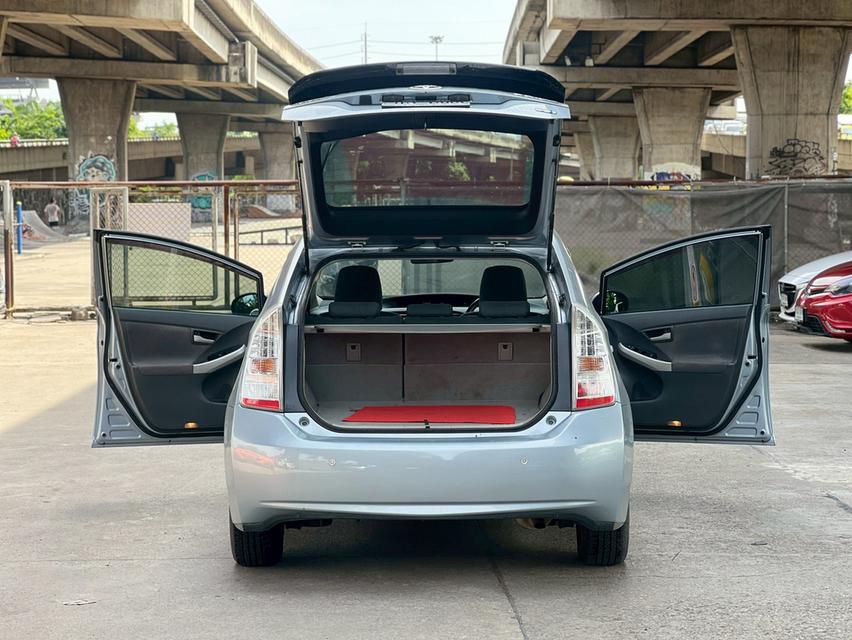 Toyota Prius 1.8 Hybrid AT ปี 2012 9