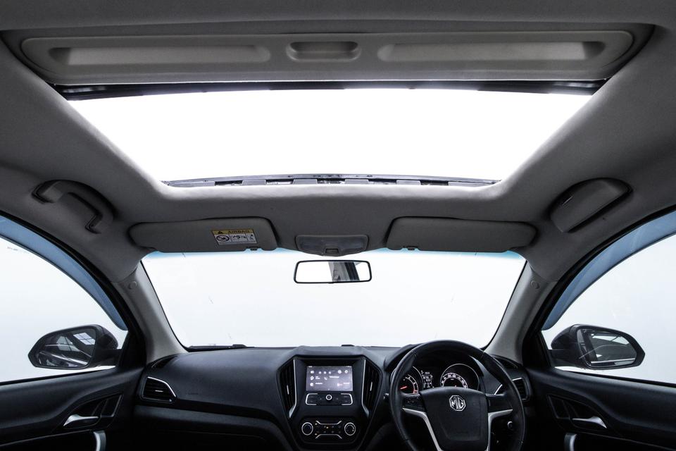 2016 MG 5 1.5 X TURBO SUNROOF ผ่อน 2,875 บาท 12 เดือนแรก | ENNXO