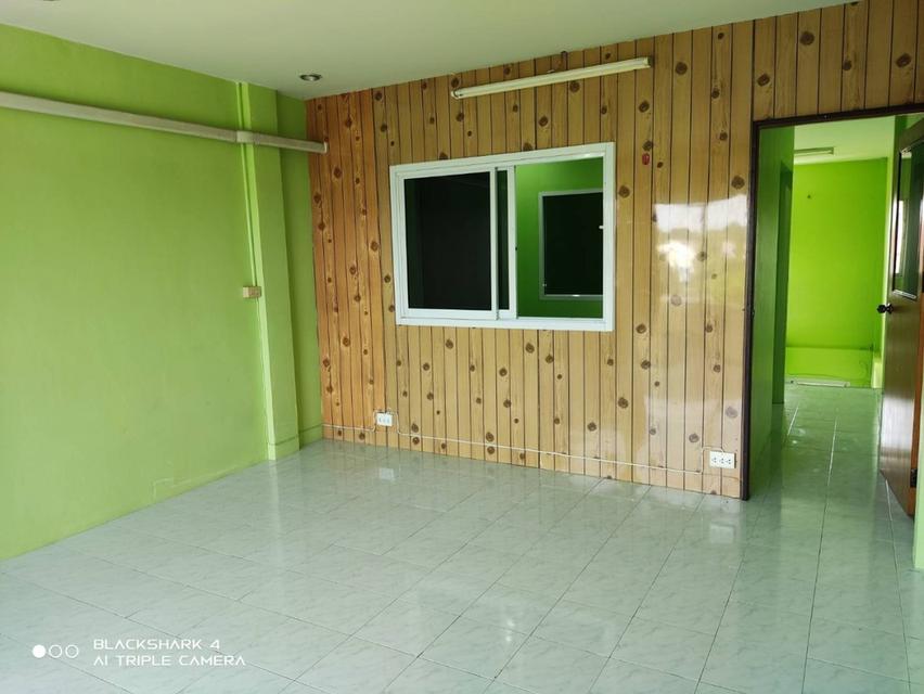 อาคารพาณิชย์ 2 ชั้นครึ่ง 10