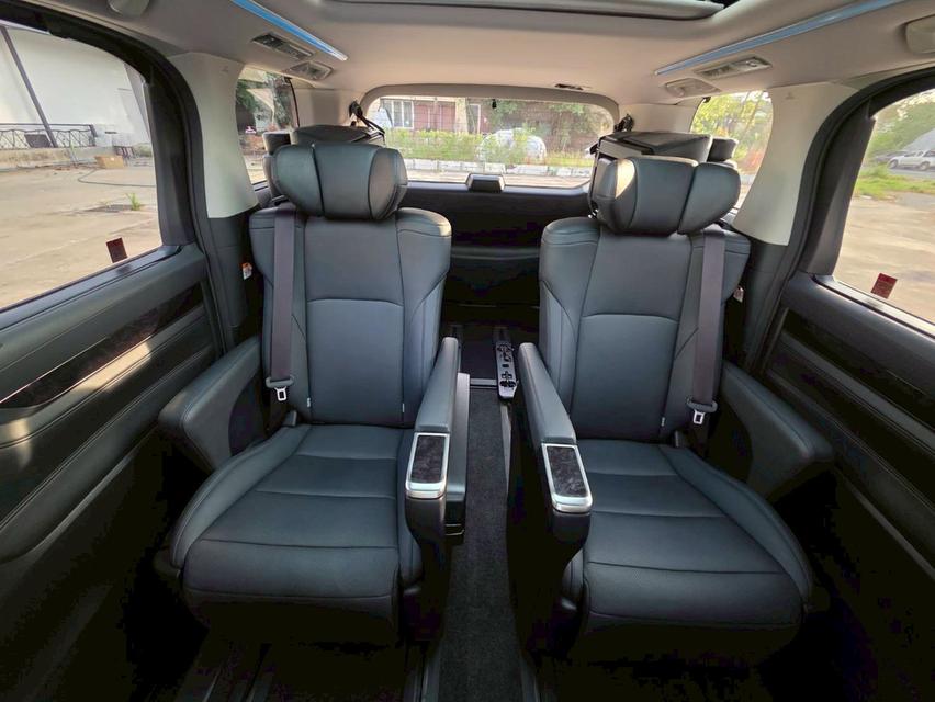 Toyota ALPHARD 2.5SC PACKAGE สีดำ ปี 2023 ไมล์ 28,000 กม. รูปที่ 13