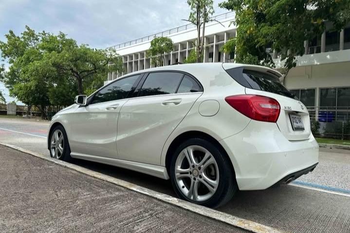 Mercedes-Benz A-Class ปี 2015 4