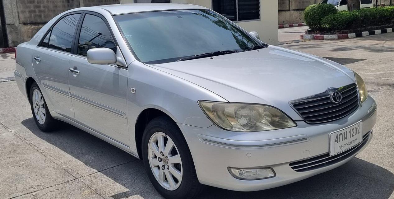 TOYOTA CAMRY, 2003 2