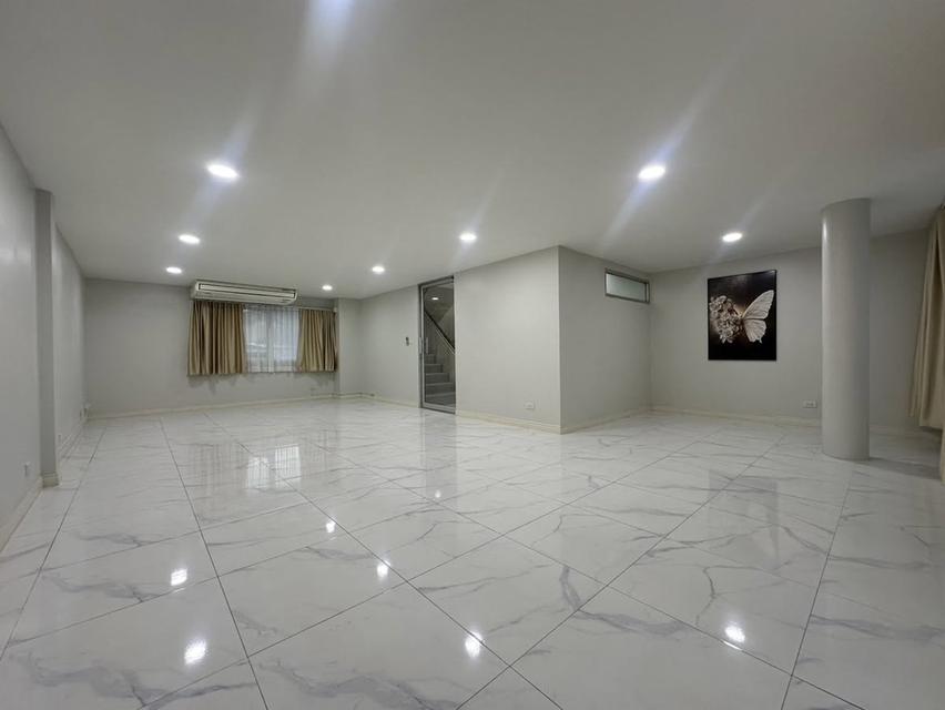 ให้เช่า โฮมออฟฟิศ 4 ชั้น สไตล์เรียบหรูโมเดิร์น 350 ตร.ม. ลาดพร้าว 80 - เหม่งจ๋าย จดทะเบียนบริษัทได้ พร้อมอยู่ทันที 20