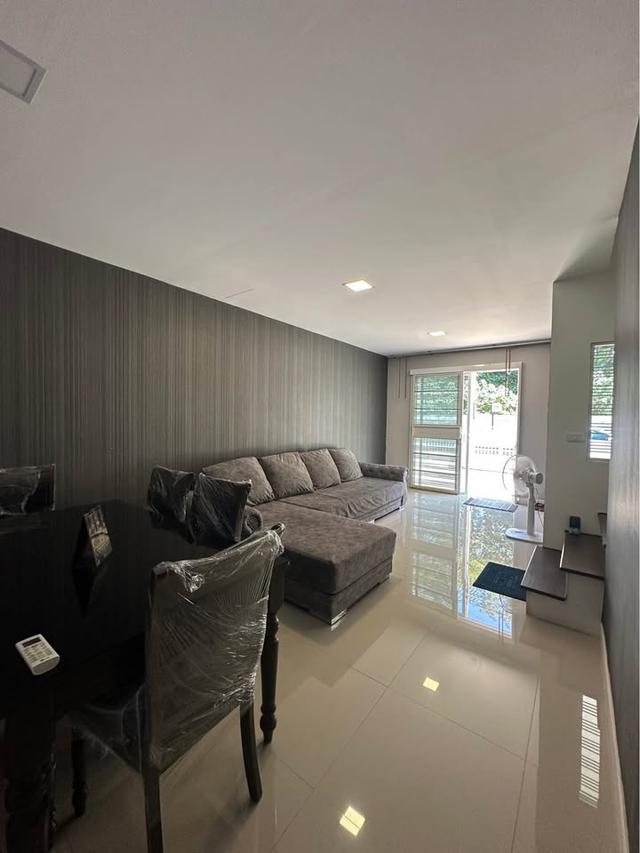 🏡 ทาวน์โฮม 2 ชั้น [3 นอน 2 น้ำ] พื้นที่กว้าง 34.2 ตร.ว. ทำเลดอนจั่น ใกล้บิ๊กซีเพียง 1 กม. Spacious Townhome for Rent [3 Beds 2 Baths] - 34.2 sq.w. 6