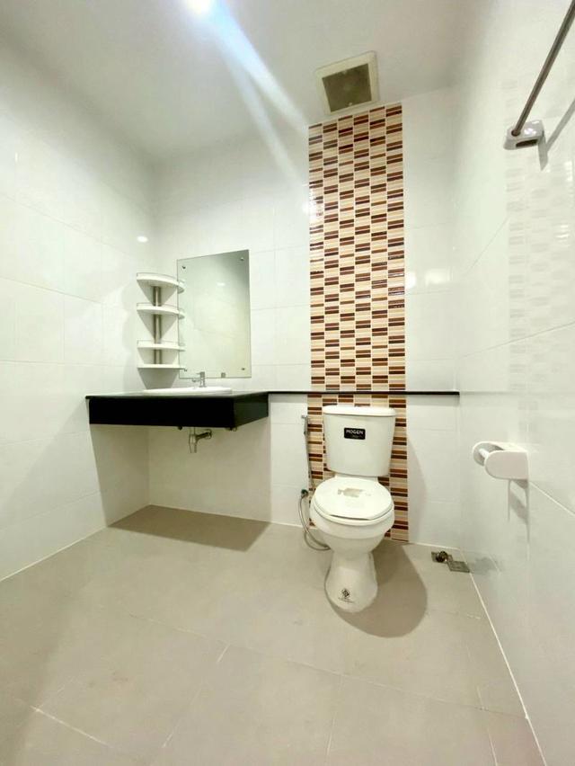 ขาย ทาวโฮม 3 ชั้นหมู่บ้าน วิชั่นสมาร์ทไลฟ์ บ้านพร้อมอยู่ ทำเลดี 15