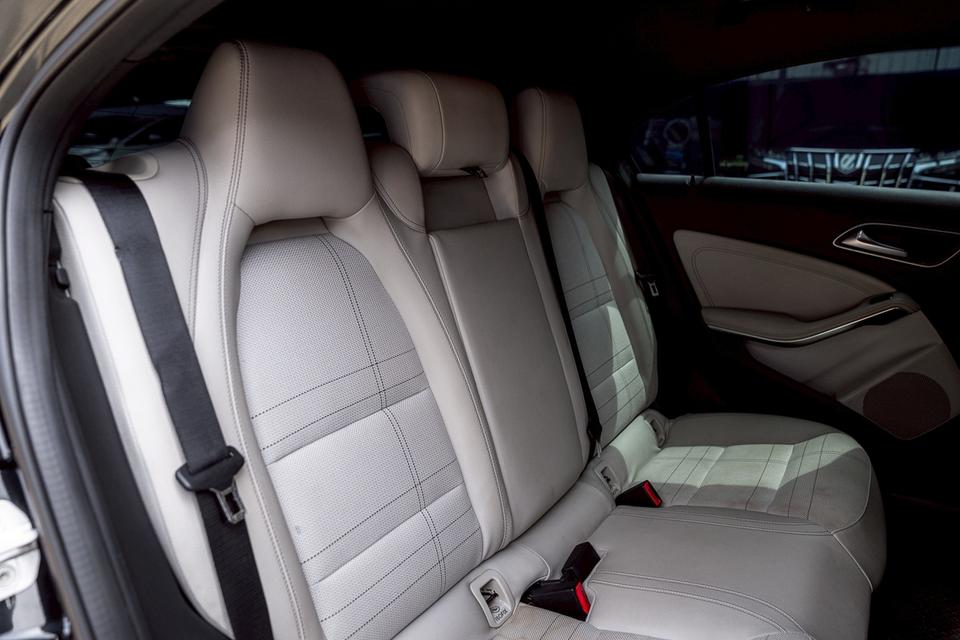 รหัสรถ 67GG5675 📞Mercedes #Benz #A180 ปี 2015 รูปที่ 16