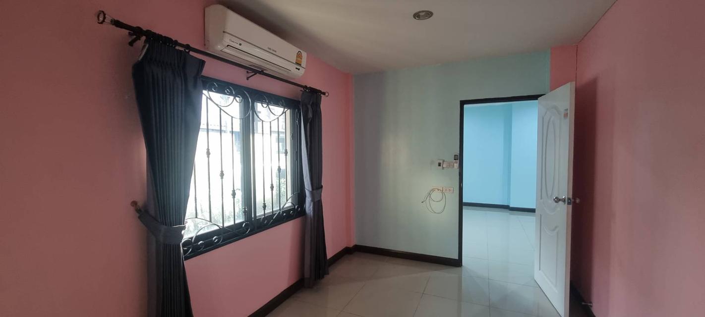 ขายบ้าน ทาวเฮ้าส์ ลำลูกกาคลอง 3 📍ขายด่วน 2.5 ล📌 (ใก้ลสถานีรถไฟฟ้าคูคต 1 .2กม) หมู่บ้านอู่ทองเพลส โครงการ2 ถ. ลำลูกกา ซ. เปียร์นนท 9