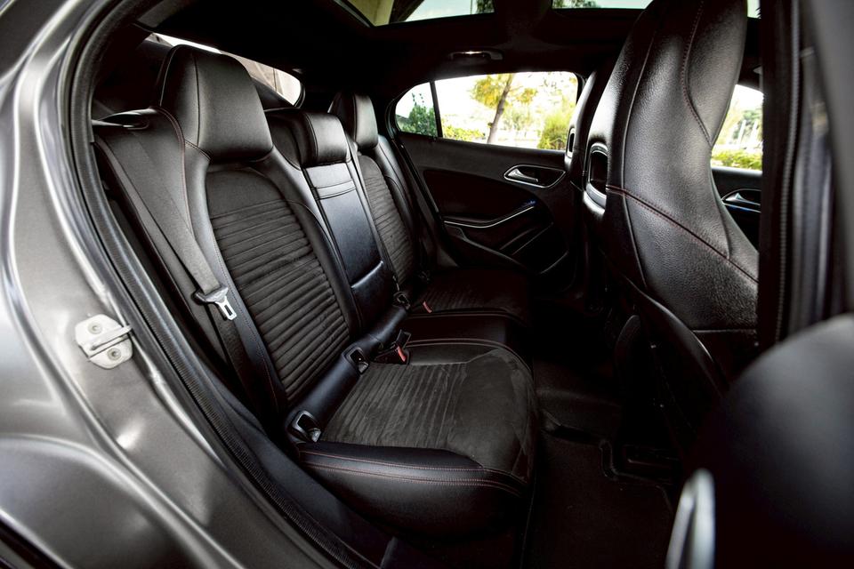 Mercedes Benz Gla250 ปี2017 14