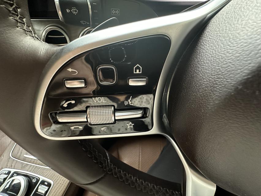 Mercedes Benz E350e Exclusive  11
