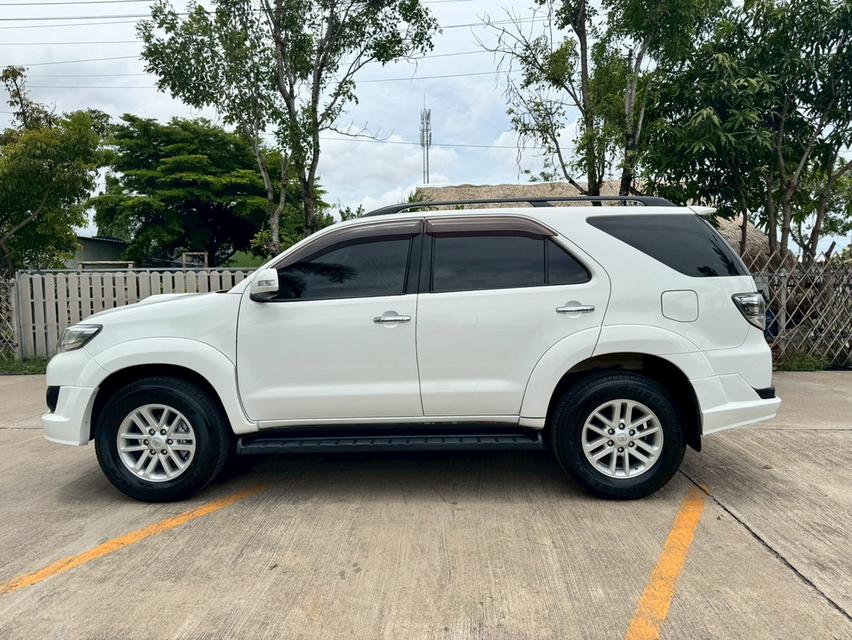 ขาย Toyota Fortuner 2.5V ปี15