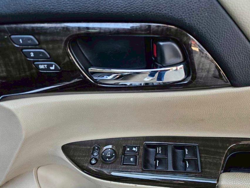 รหัสรถ WMT4909 HONDA Accord 2.4EL ปี 2014 12