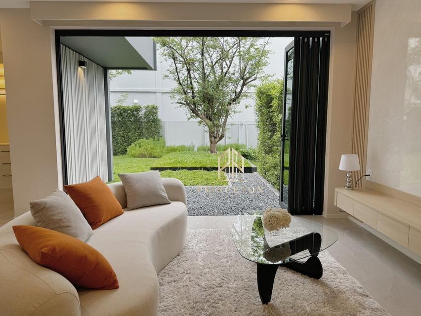 Luxury House For Sale or Rent VIVE Krungthep Kreetha next to Wellington School 12