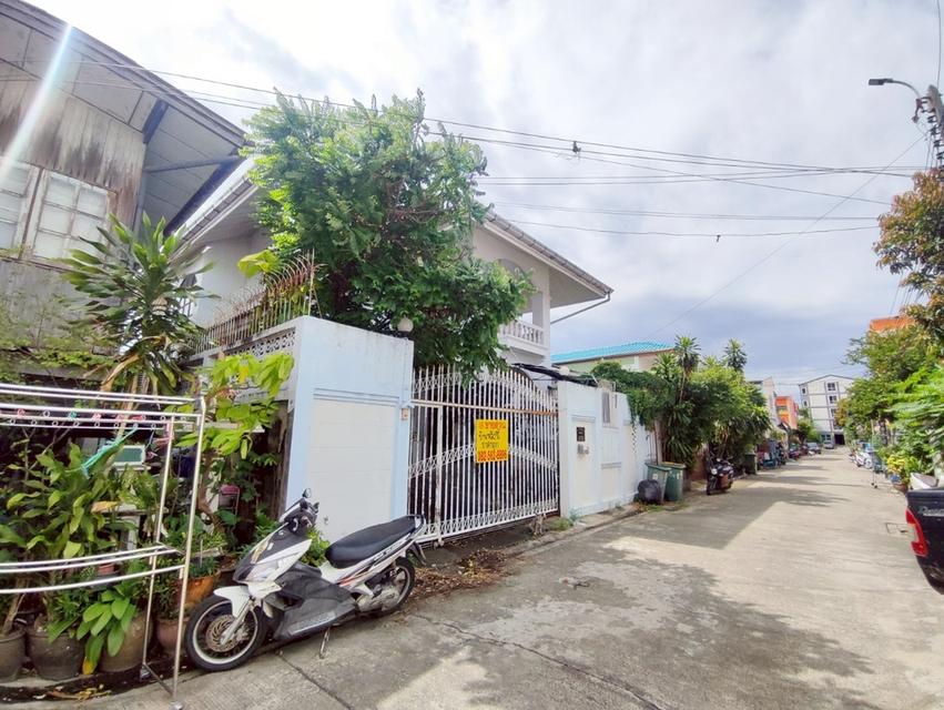 ขายบ้าน 2 ชั้น ชุมชนสุขสันต์ 26 ลาดพร้าว101 ซอย56แยก5 ใกล้เซ็นทรัล อีสต์วิลล์ กรุงเทพ 3