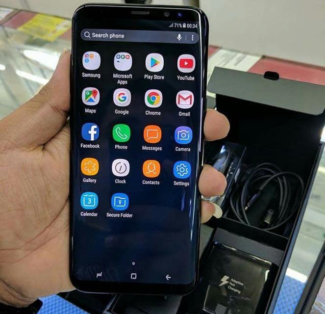 Samsung Galaxy S8 อุปกรณ์ครบกล่อง 3