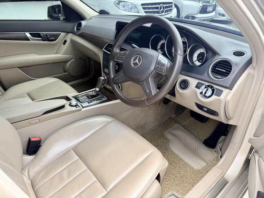 Benz C200 W204 ปี 2012 รูปที่ 7