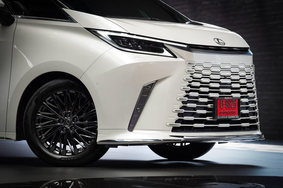 Lexus LM500h 6Seater 2026 สีขาว สวยดุจ รถป้ายแดง ออกศูนย์ Lexus รามอินทรา (6 ที่นั่ง) รูปที่ 6