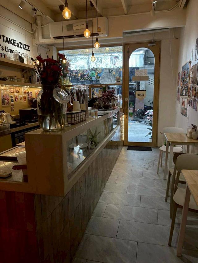 💥ด่วน 🏡ประกาศขายบ้าน ท่าเตียนย่านแหล่งธุรกิจ ทำเลดี แหล่องนักท่องเที่ยว 📐 ขนาดฟังก์ชันครบ: บนเนื้อที่ 11 ตรว. 1 คูหา 2 ชั้นครึ่ง พร้อมธุรกิจเช่าบ้า 4