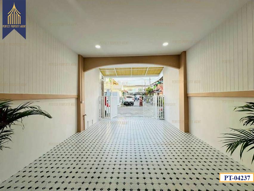 ทาวน์เฮ้าส์นันทิชา 4 พร้อมอยู่ราคาย่อมเยาว์ 12