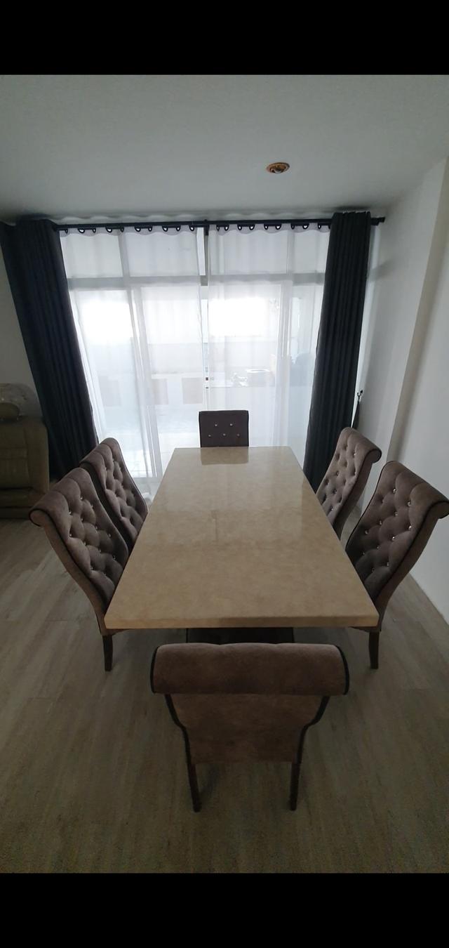 ชุดโต๊ะอาหารหินอ่อนพร้อมเก้าอี้โมเดิ้ล ชุด6ที่