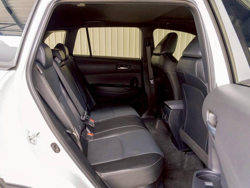 ขาย Toyota Cross 1.8Hybrid GR Sport ปี22 12