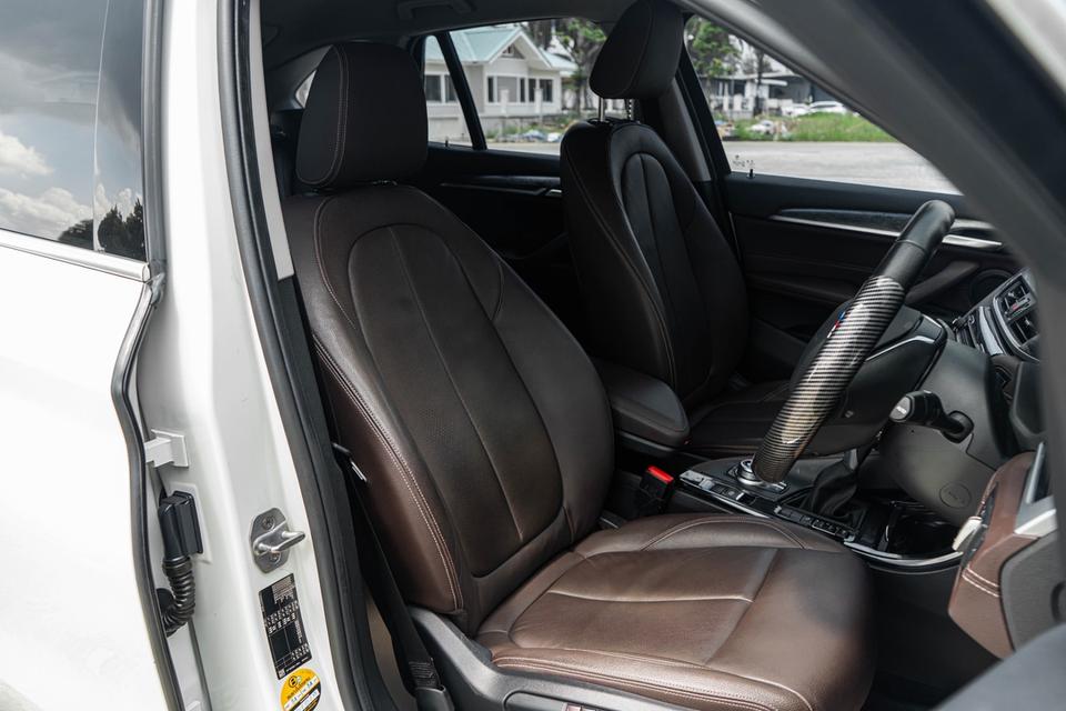 BMW X1 sDrive20d xLine 2.0 F48 AT ปี 2021 รูปที่ 16