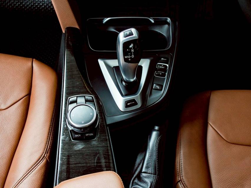 BMW SERIES3 330e LUXURY (LCI) F30 รูปที่ 12