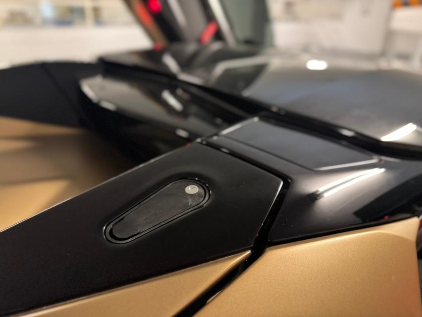 Lamborghini Aventardor SVJ Roadster รูปที่ 10