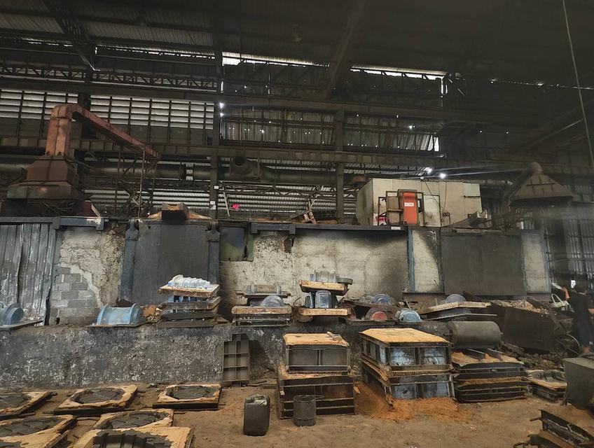 ขายที่ดินประเภท eec พร้อมโรงงานหล่อ อาคารสำนักงาน และใบอนุญาตการหล่อ ขนาดพื้นที่ 28 ไร่ 15