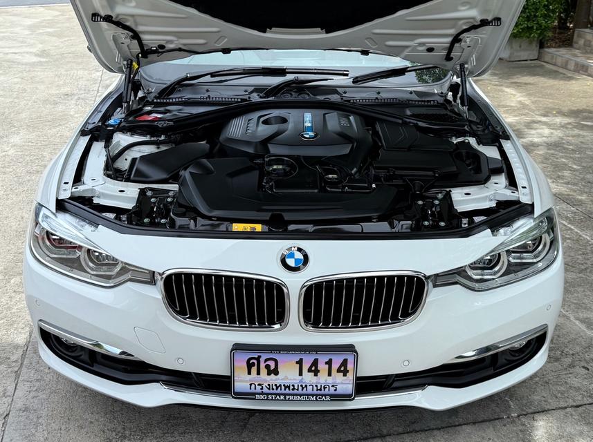2018 BMW 330e LCI รถมือเดียวออกป้ายแดง รถวิ่งน้อยเพียง 90,000 กม ประวัติศูนย์ครบ รถไม่เคยมีอุบัติเหตุครับ 15