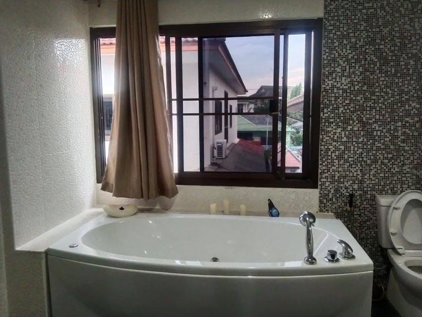 For rent pool villa European home place 8