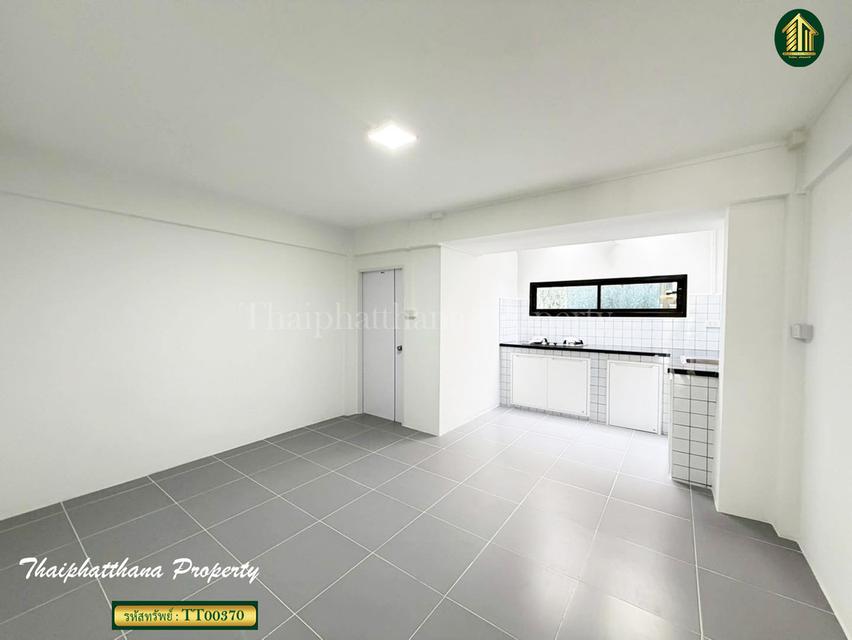 ทาวน์เฮ้าส์ เสนานิคม 1 ลาดปลาเค้า  11