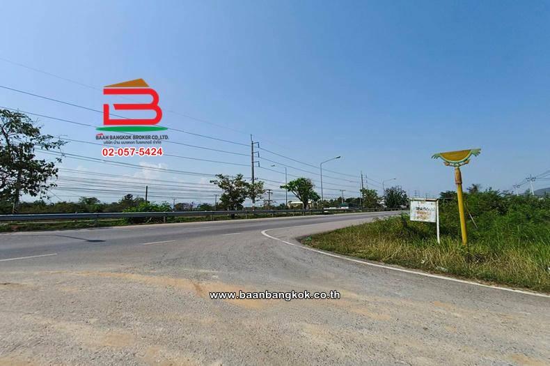 ที่ดินเปล่า เนื้อที่ 33-0-38 ไร่ ซอยสันตินคร ใกล้หมู่บ้านศิริวรรณ ถนนเพชรเกษม ตำบลอ่าวน้อย อำเภอเมืองประจวบคีรีขันธ์ ประจวบคีรีขันธ์ 9