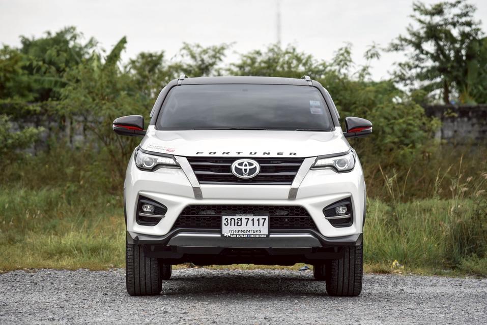 รหัสรถ CBL7117 TOYOTA FORTUNER 2.8 TRD Sportivo [2WD] AT 2019 3