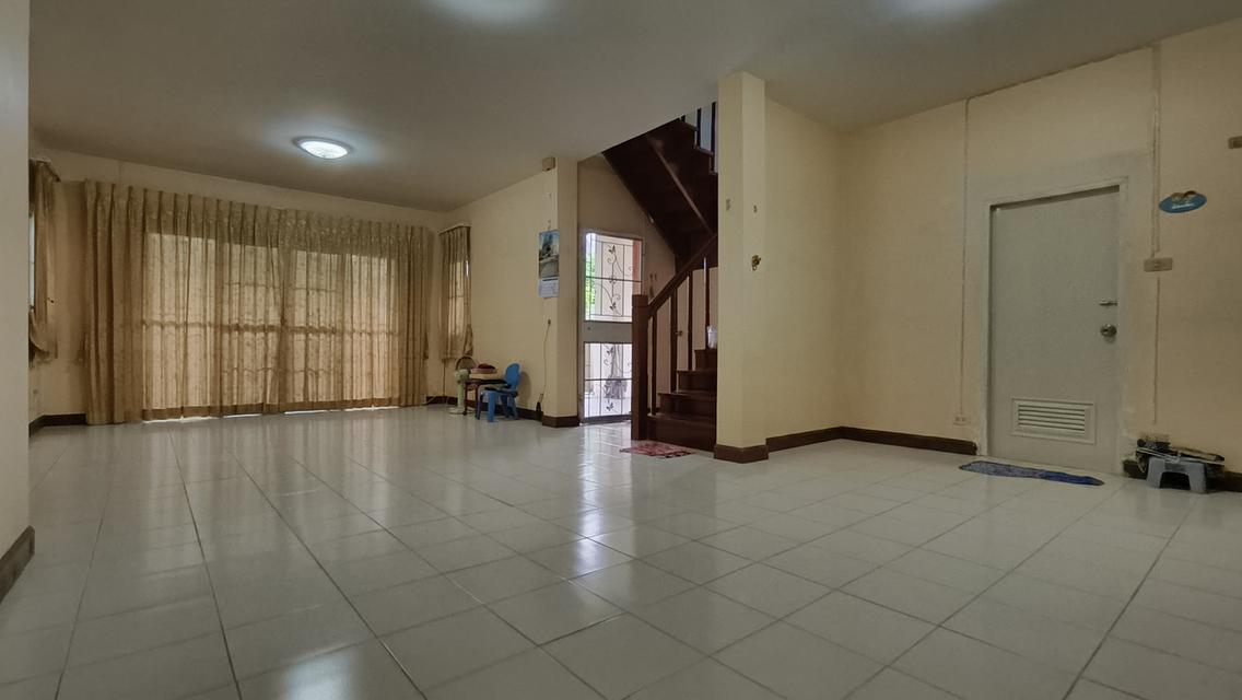 บ้านบุรีรมย์ รามอินทรา-ซาฟารี บ้านตกแต่งพร้อมอยู่ ติดถนนใหญ่ 3