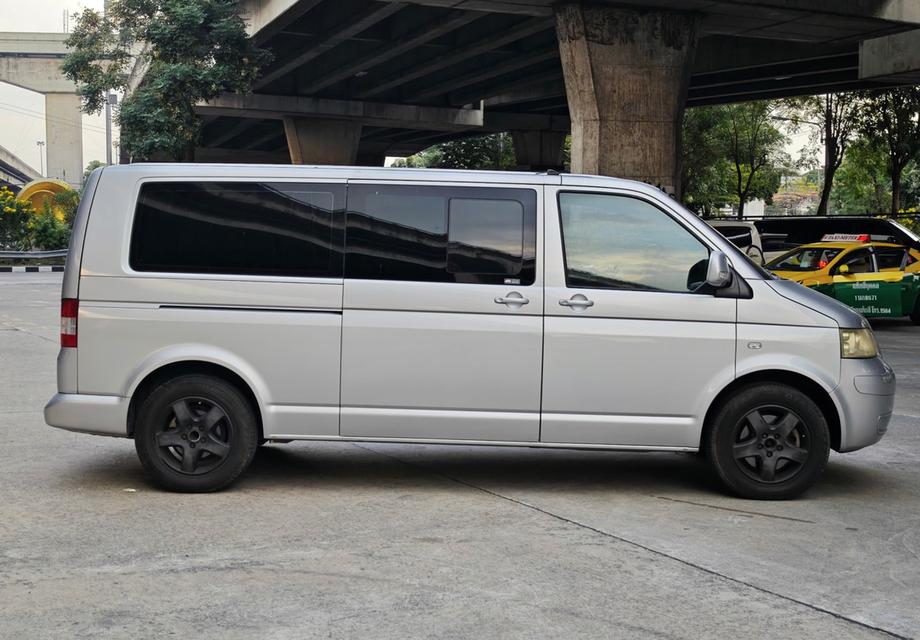 Volkswagen Caravelle 3.2 V6 Auto ปี 2005 จดปี 2009  4